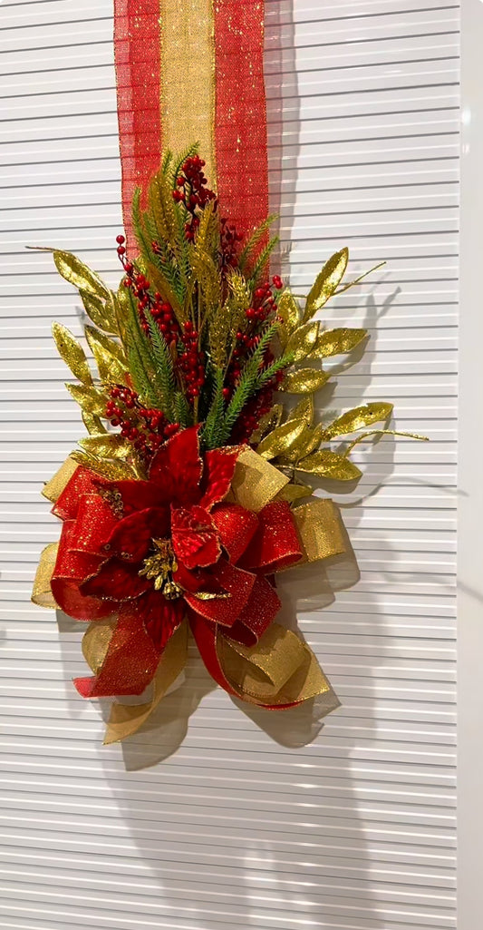 Escapulario navideño rojo y dorado de lujo | Belvaron