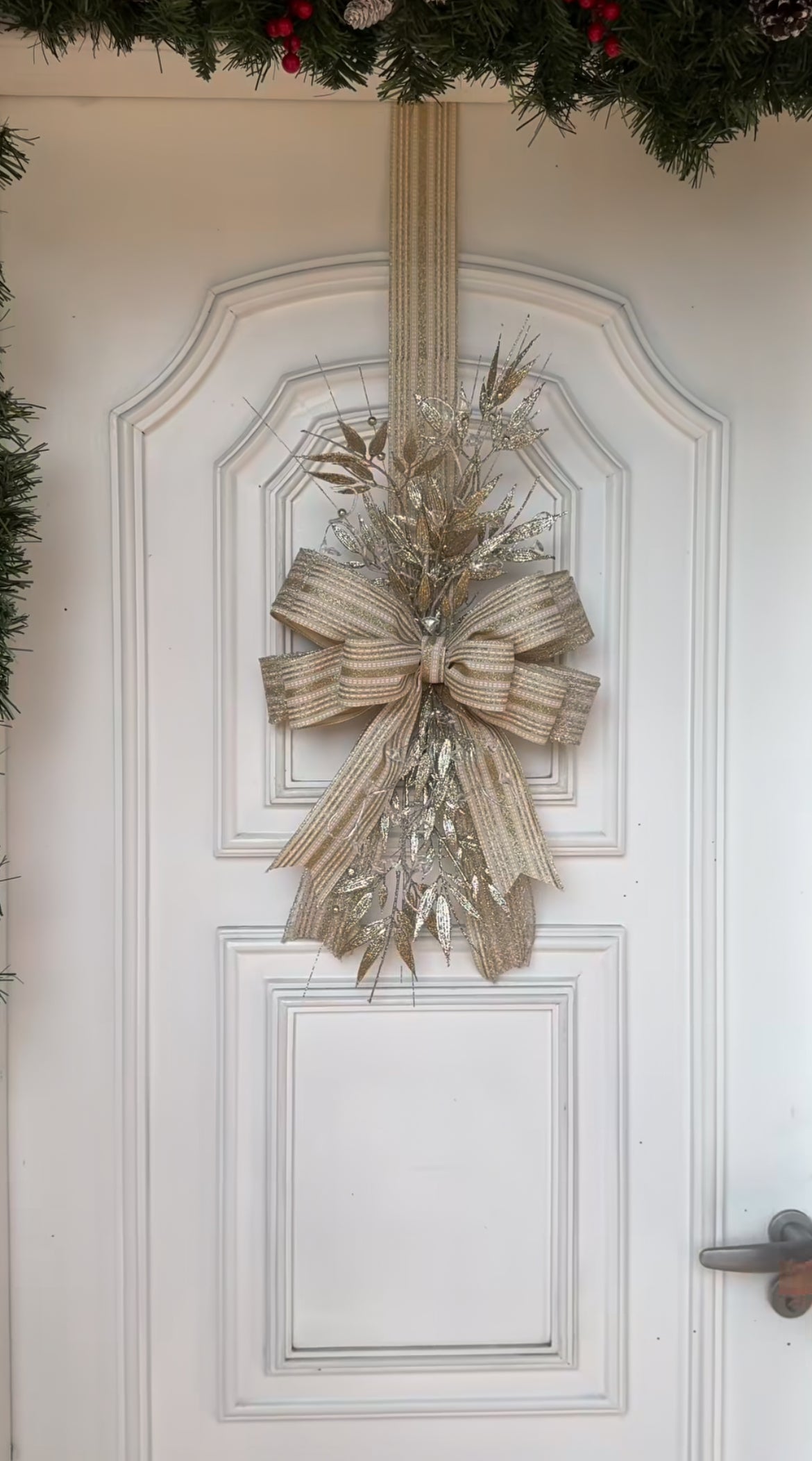 Escapulario decorativo dorado | Belvaron